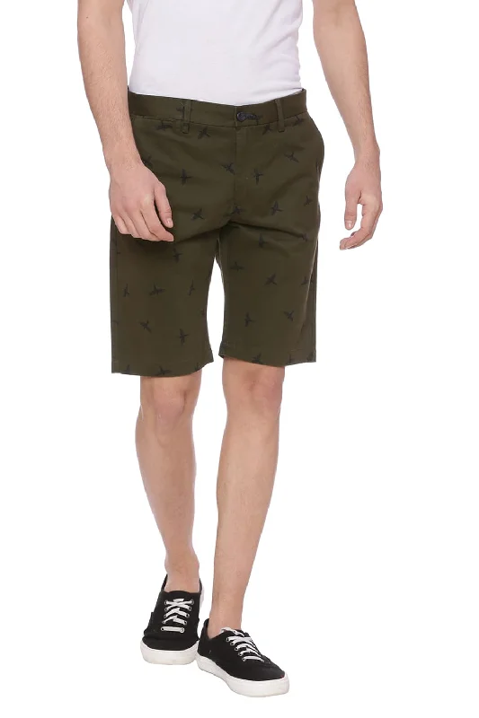 Men's zip - pocket canvas shorts for added functionality during travelComfort Fit Shorts