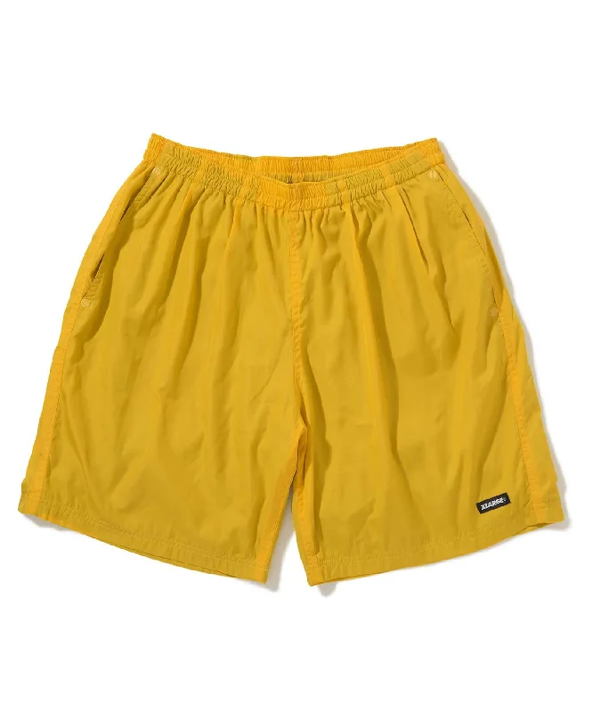 Men's adjustable - length convertible shorts for versatile useEASY TUCK SHORT