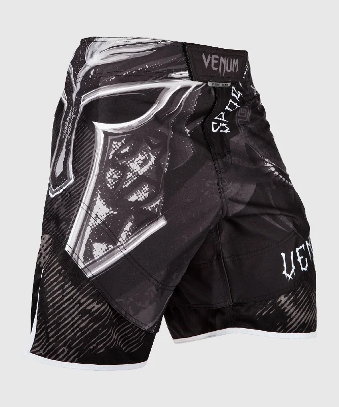 Men's pleated front twill shorts for a classic and sophisticated appearanceFightshort Venum Gladiator 3.0 - Noir/Blanc