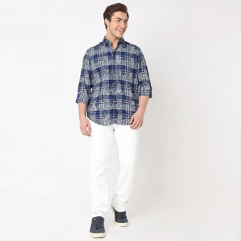 Plus Size Men's Plaid Flannel Casual Shirts in Earth Tones for a Cozy Fall OutfitCruiser® Authentic Indigo Regular Fit Shirt Modern 3D Pattern Checks