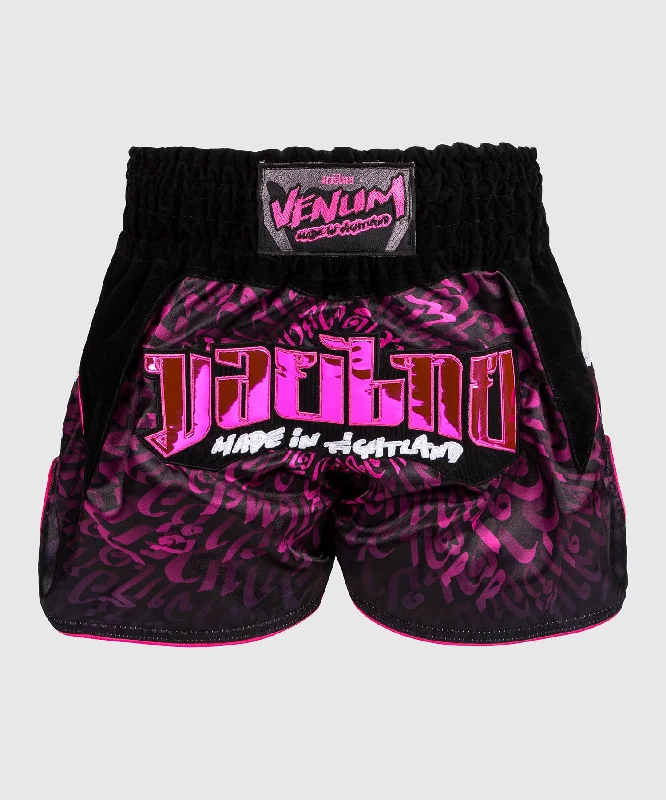 Men's camo print cargo shorts for outdoor adventuresShort de Muay Thai Venum Attack - Noir/Rose