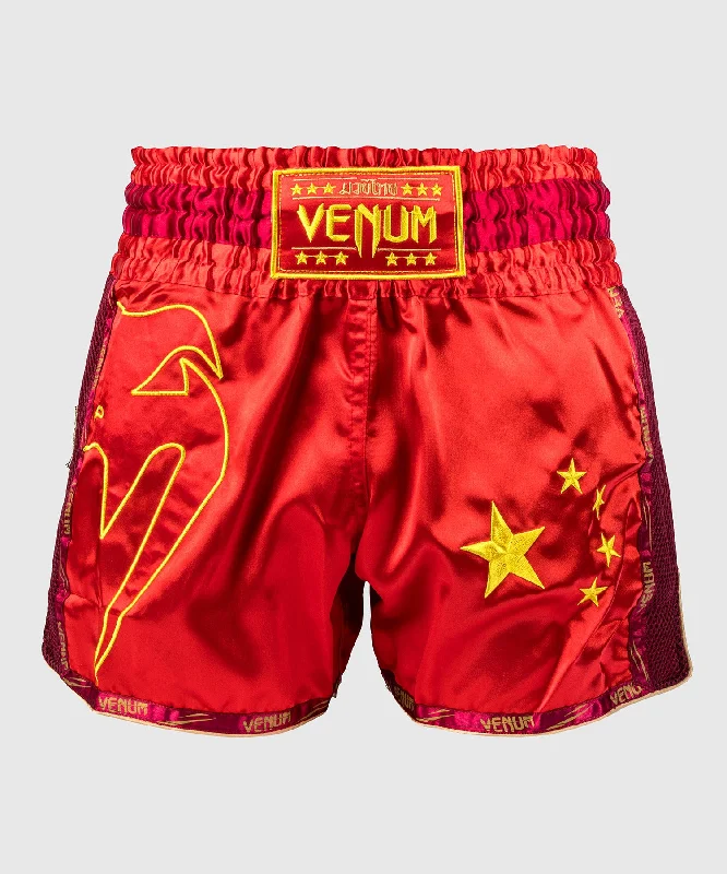 Men's pleated front twill shorts for a classic and sophisticated appearanceShort de Muay Thai Venum MT Flags - Chine