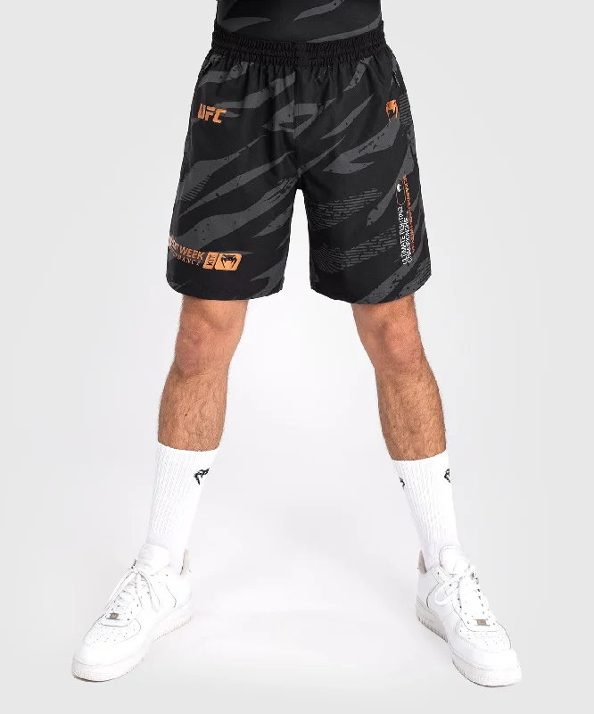 Men's drawstring casual linen shorts for a laid - back summer lookShort de Performance pour Hommes UFC Adrenaline by Venum Fight Week - Urban Camo