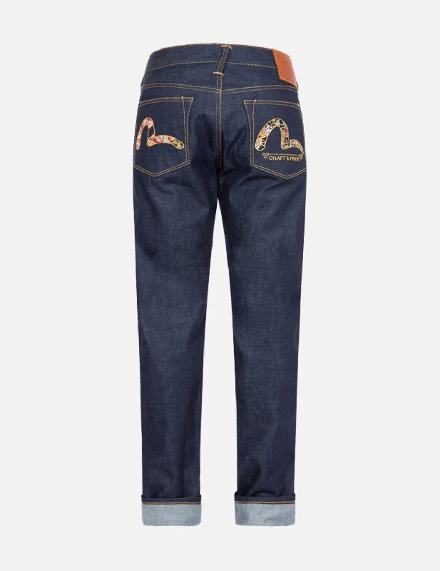 Plus Size Men's Relaxed Fit Jeans with a Faded Wash for a Vintage - Inspired LookBrocade-pattern Seagull Embroidery Carrot-Fit Jeans #2017