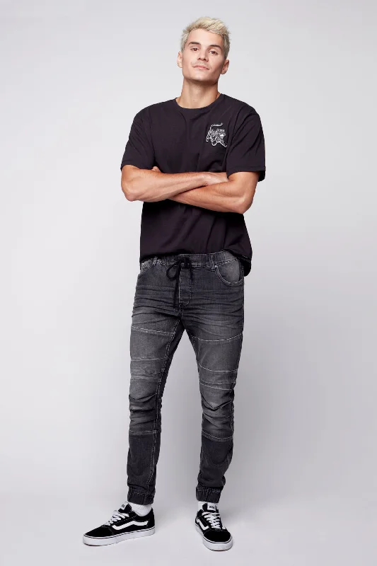 Men's Jeans with a Button - Fly for a Traditional and Classic AestheticJACKSON - 5 Pocket Moto Pintuck Jogger - Dark Grey Wash