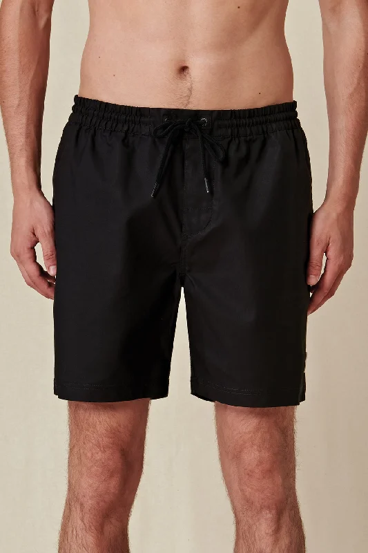 Men jackets with a zip - off sleeves to convert to a vestClean Swell Poolshort - Black