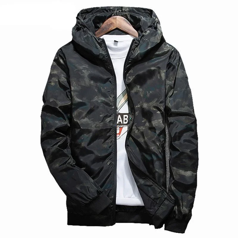 Denim men jackets with embroidered patches for a personalized touchAutumn Mens Casual Camouflage