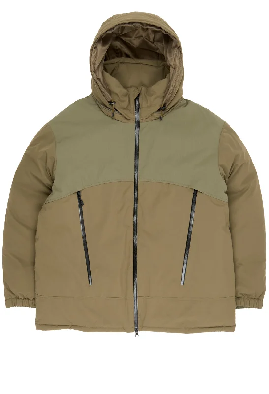 Plus - size men jackets with adjustable drawstrings for a comfortable fitPilgrim Surf + Supply Richter Down Jacket - Olive