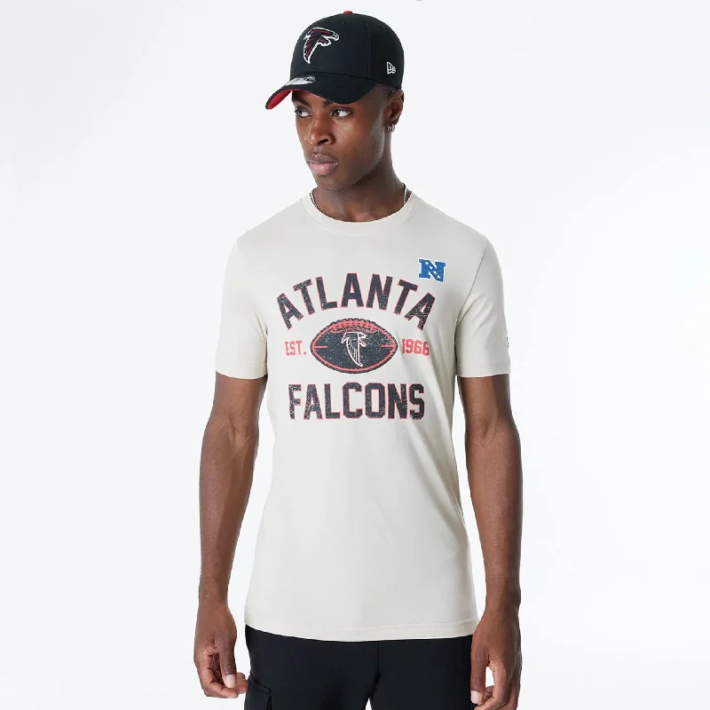 Men's distressed denim - look t - shirts with a rugged appealMen's distressed denim - look t - shirts with a rugged appealAtlanta Falcons NFL 3rd Down Historic Light Beige T-Shirt