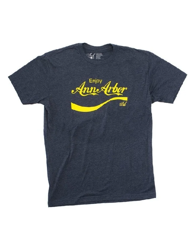 Men's UV - protection t - shirts for outdoor activities in the sunMen's UV - protection t - shirts for outdoor activities in the sunInk Detroit Enjoy Ann Arbor T-Shirt - Navy