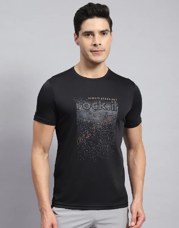 Men's organic cotton crew - neck t - shirts for everyday comfortMen's organic cotton crew - neck t - shirts for everyday comfortMen Black Self Design Round Neck Half Sleeve T-Shirt