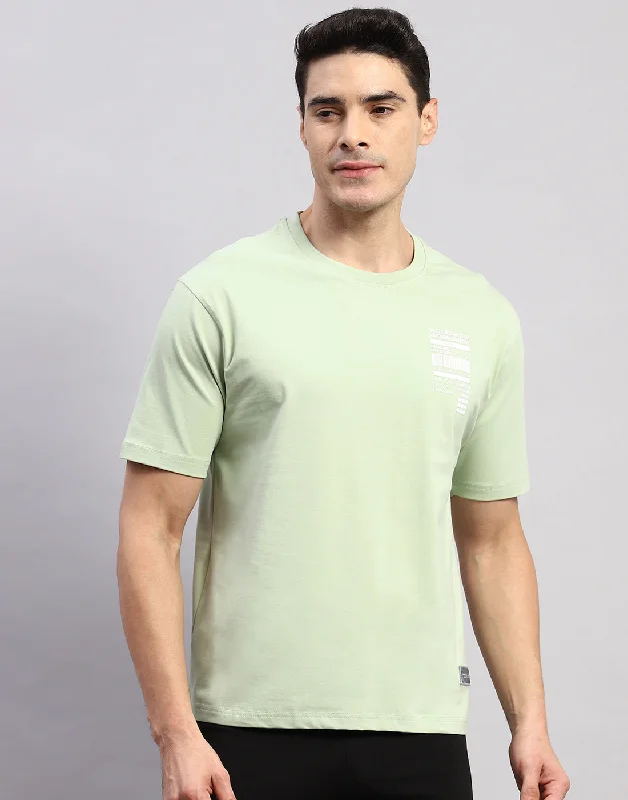 Men's distressed denim - look t - shirts with a rugged appealMen's distressed denim - look t - shirts with a rugged appealMen Green Printed Round Neck Half Sleeve T-Shirt