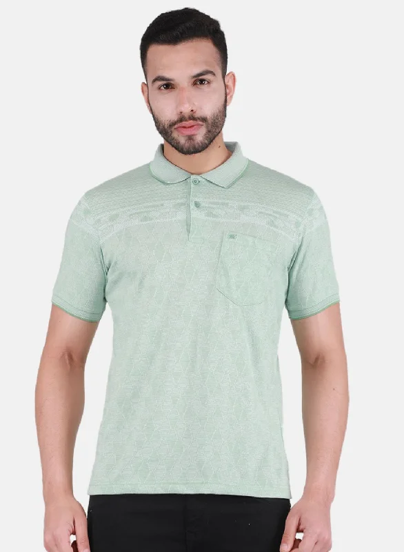 Men's antimicrobial t - shirts for odor - free freshness during travelMen's antimicrobial t - shirts for odor - free freshness during travelMen Green Printed T-Shirt